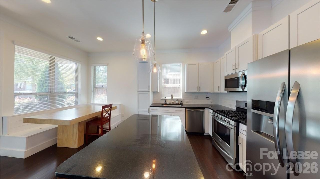 930 Steel House Blvd - Photo 3 of 20