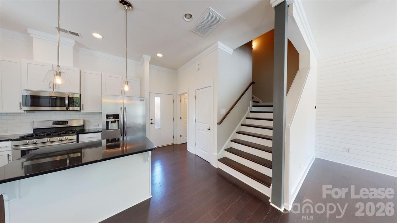 930 Steel House Blvd - Photo 4 of 20