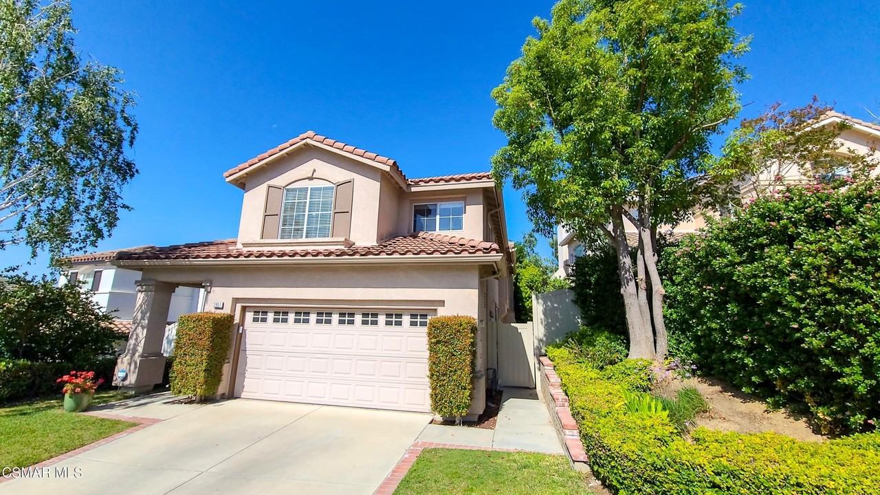 2851 Silk Oak Ave - Photo 2 of 30
