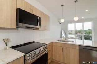 19 Elm St #410 - Photo 1 of 1
