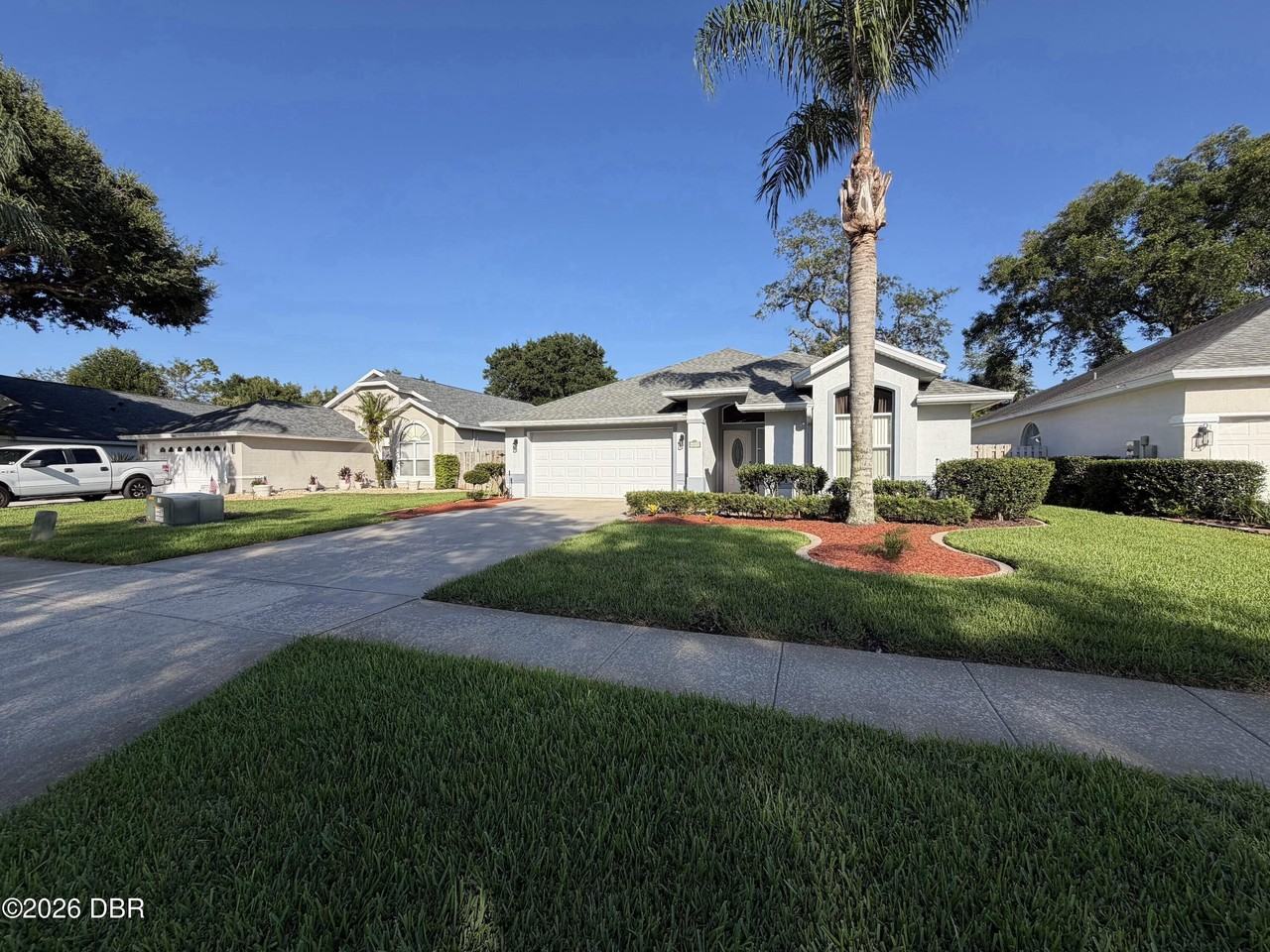 6009 Heron Pond Dr - Photo 2 of 24