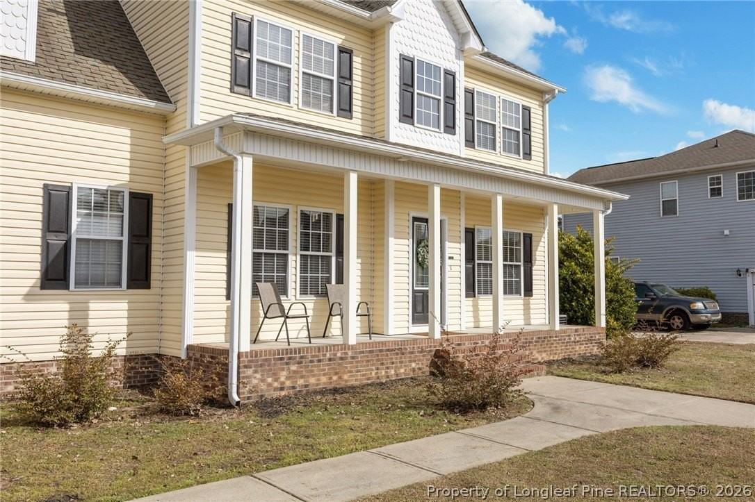 3825 Barnsdale Dr - Photo 3 of 38