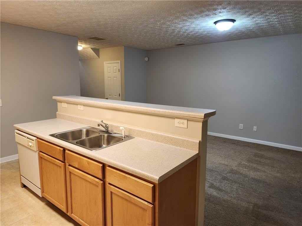 6129 Brookechase Ln - Photo 6 of 23