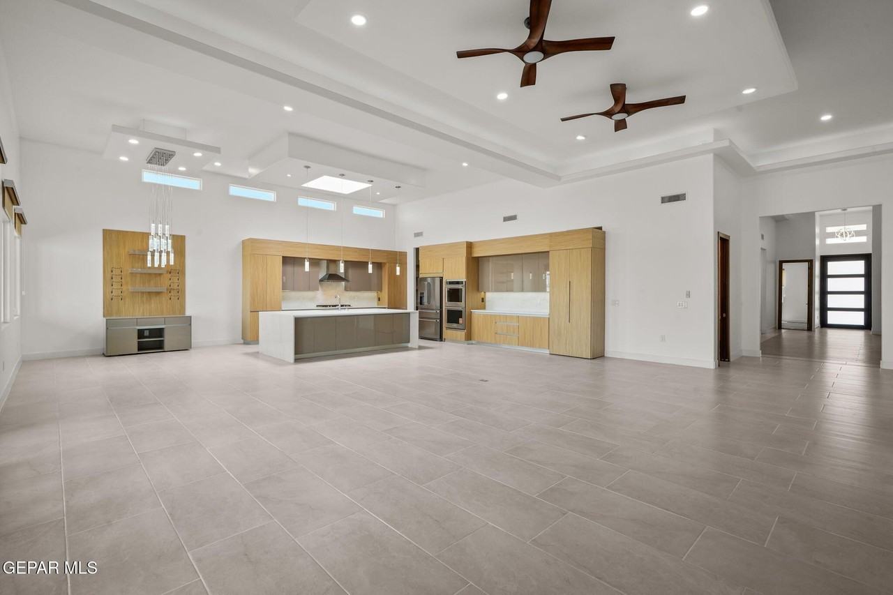 11337 Ardelle Ave - Photo 6 of 50