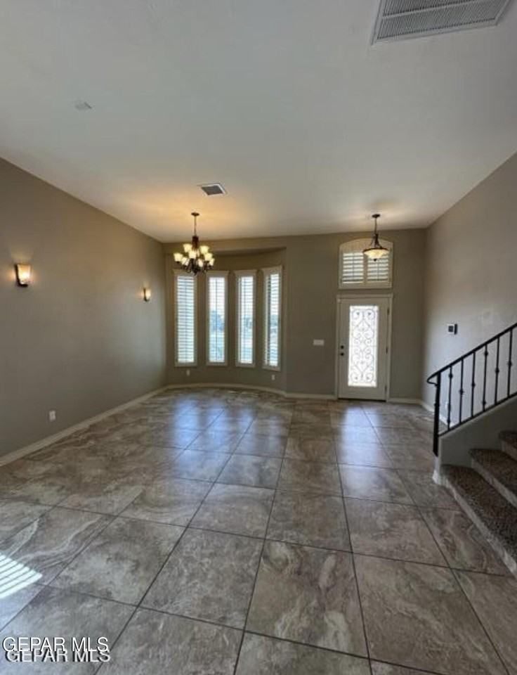 13197 Shady Trail Ct - Photo 4 of 24
