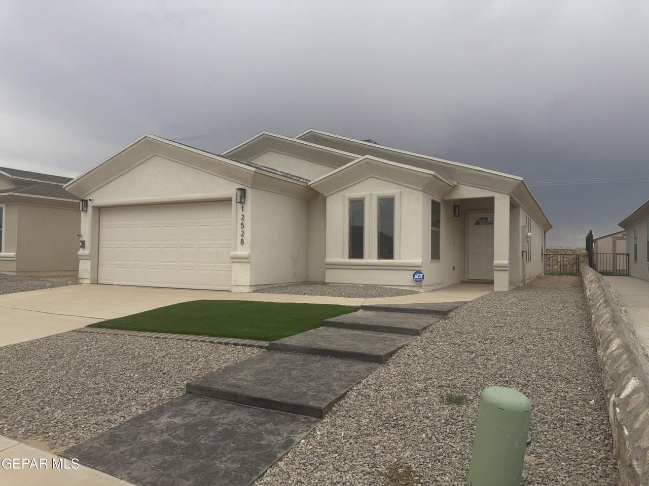 12528 Polo Norte Dr - Photo 2 of 30