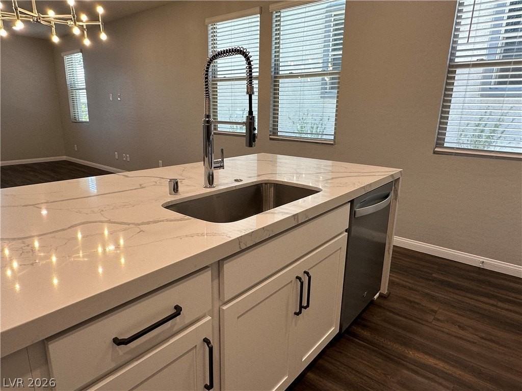 11617 Cedar Shore Ave - Photo 4 of 32