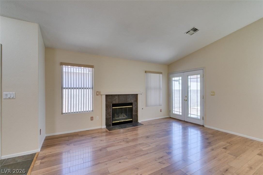 8168 W Gilmore Ave - Photo 6 of 40