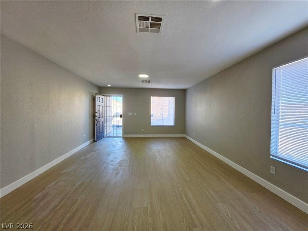 5929 Forest Creek Rd - Photo 3 of 20