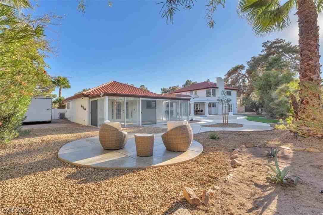 2868 Vista Del Sol Ave - Photo 3 of 50
