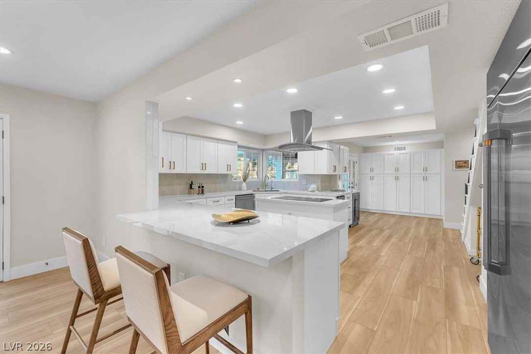 2868 Vista Del Sol Ave - Photo 4 of 50