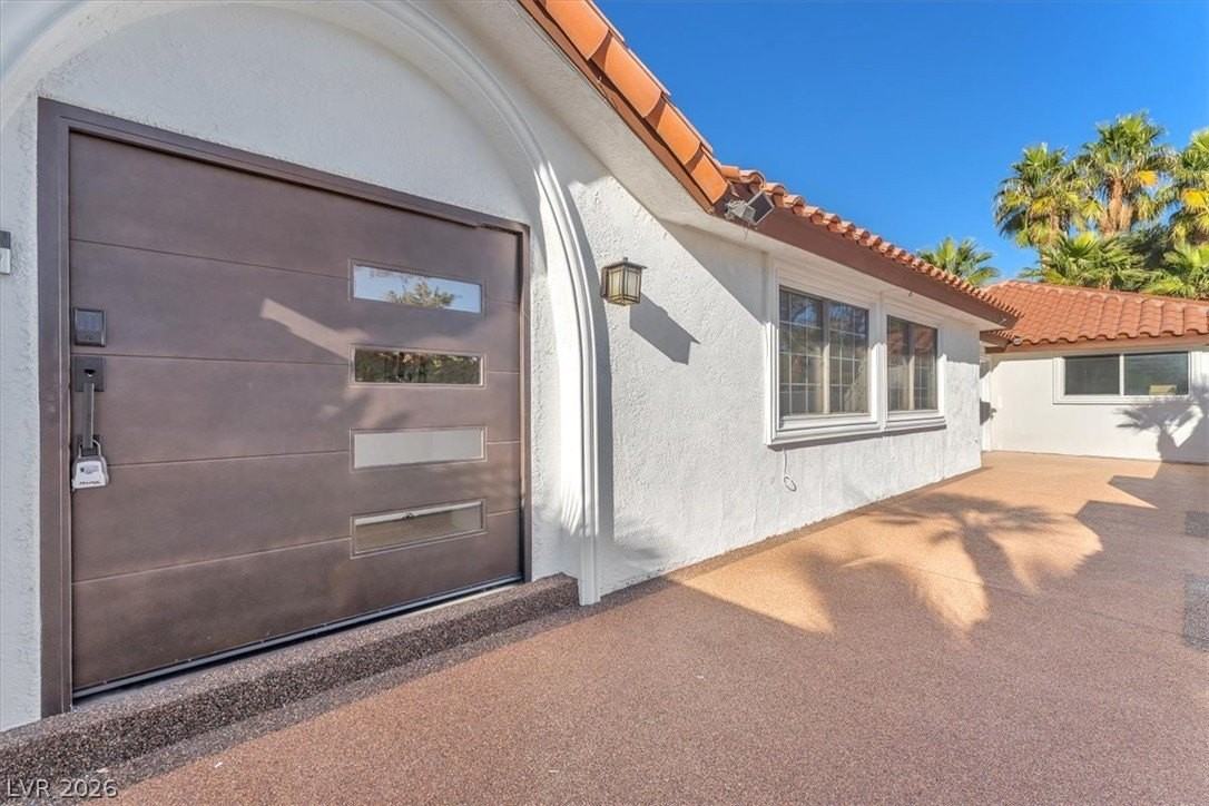 2868 Vista Del Sol Ave - Photo 7 of 50