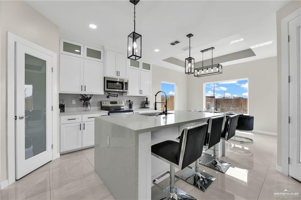 2805 Ulex Ave - Photo 4 of 11