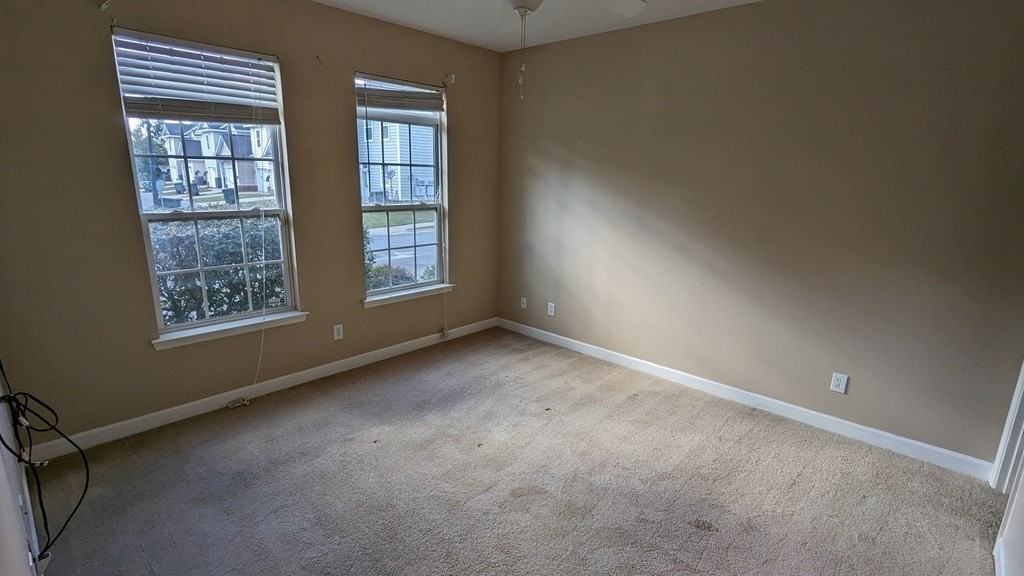 827 Terrell Dr - Photo 5 of 9