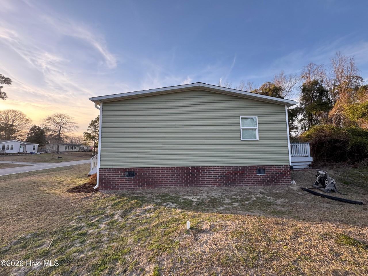 113 Moores Landing Rd - Photo 6 of 32