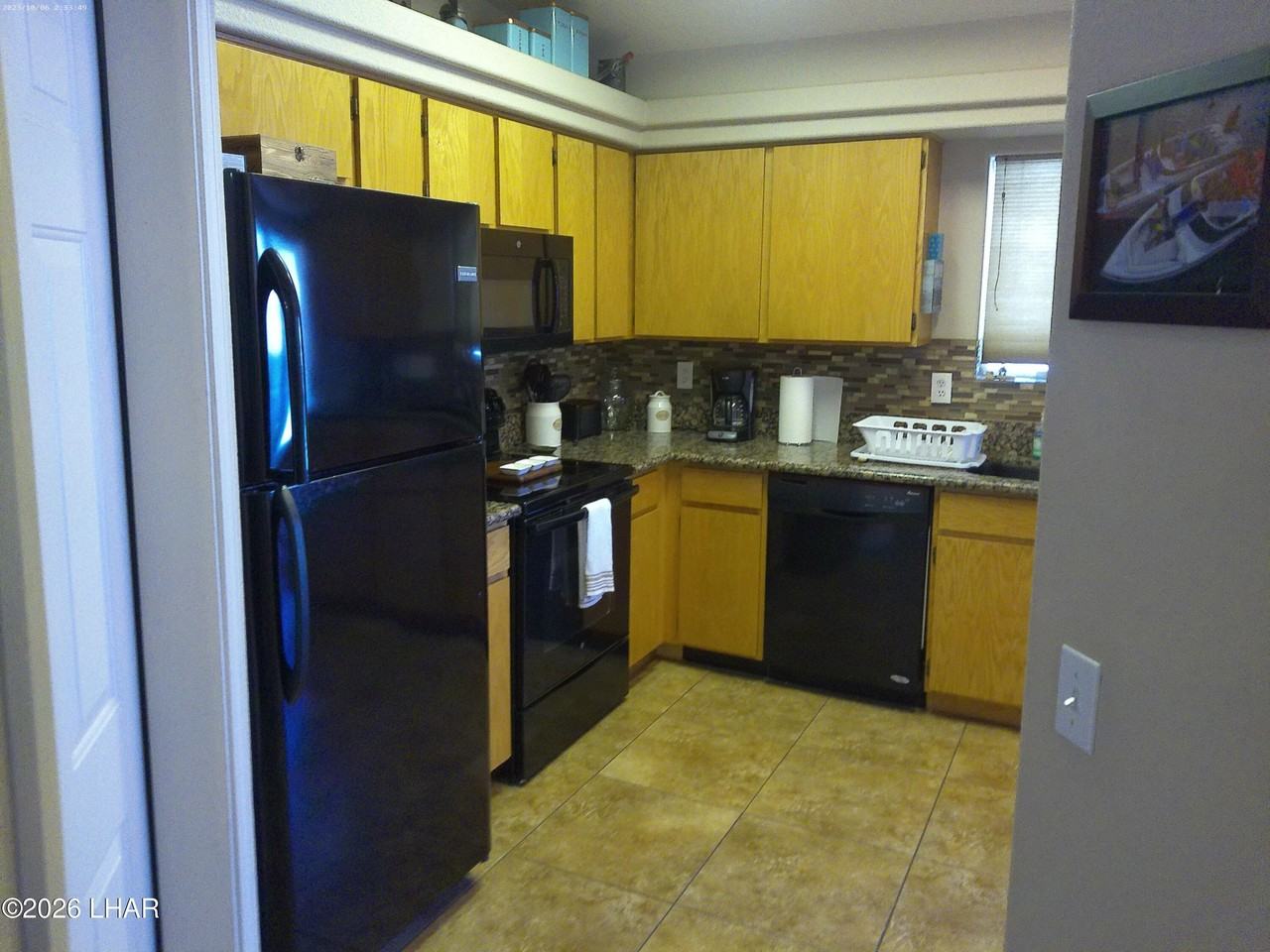 3501 Iroquois Dr - Photo 5 of 32