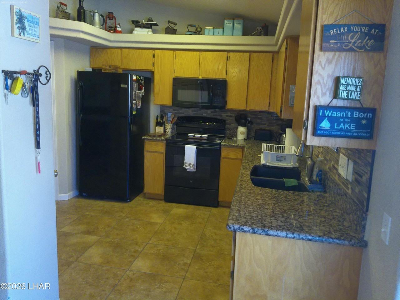 3501 Iroquois Dr - Photo 7 of 32