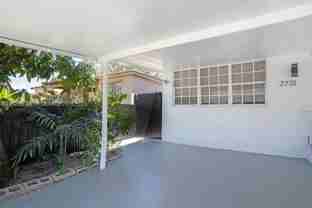 2731 Nw 100th St #B - Photo 1 of 1