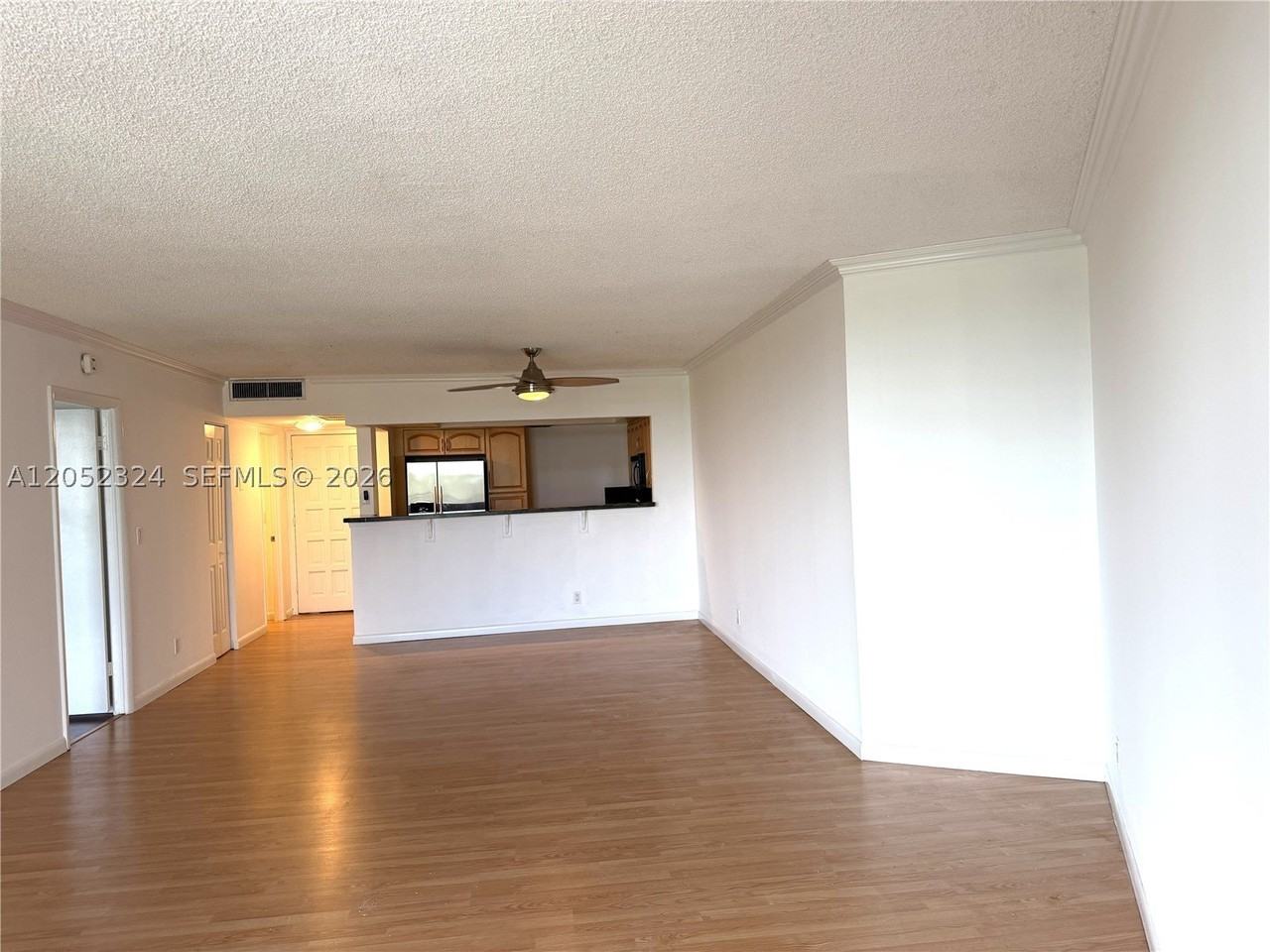 3800 N Hills Dr #401 - Photo 5 of 24