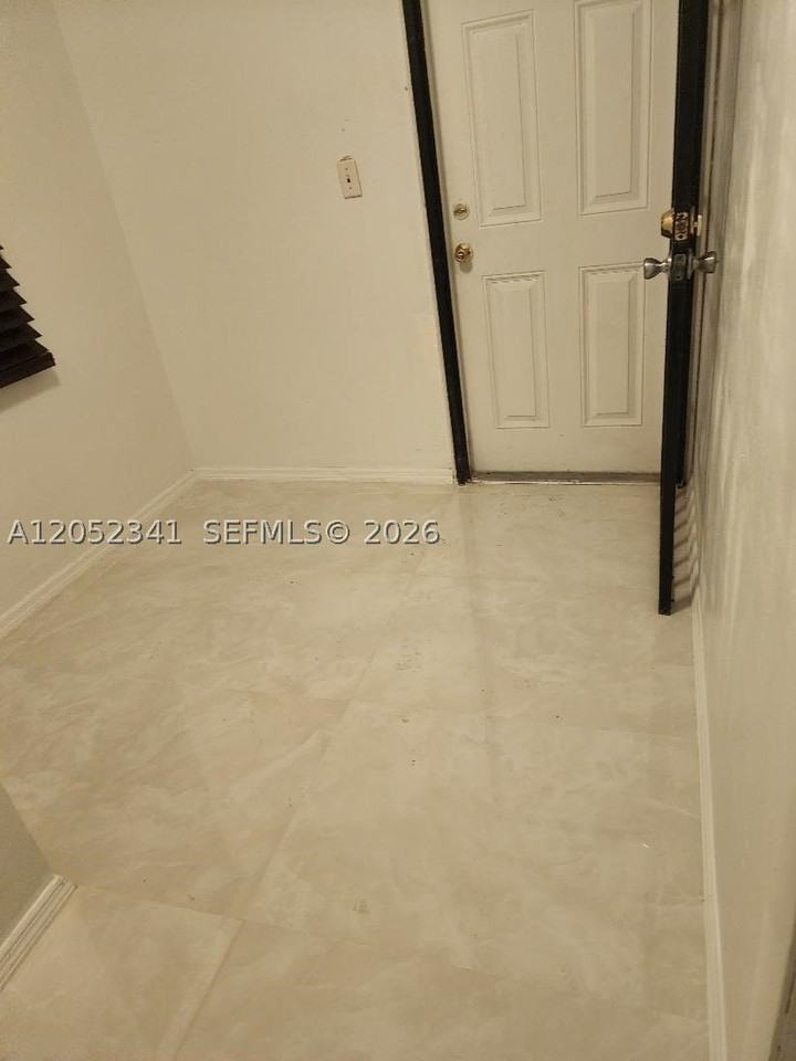 13915 Nw 5th Ct #1