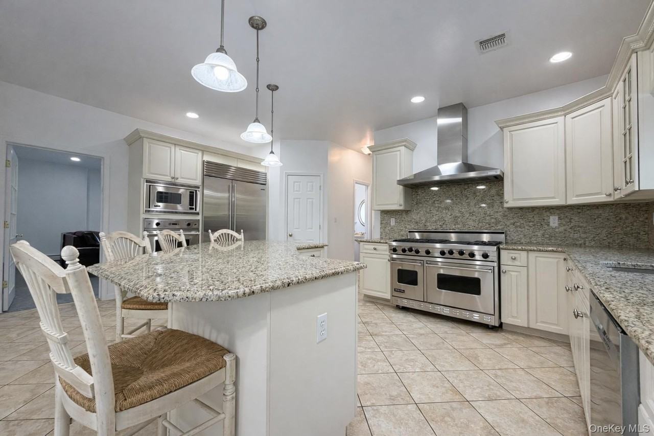 12 Fortune Way - Photo 4 of 27