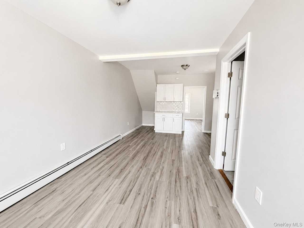 25 Monroe St #1 - Photo 3 of 11