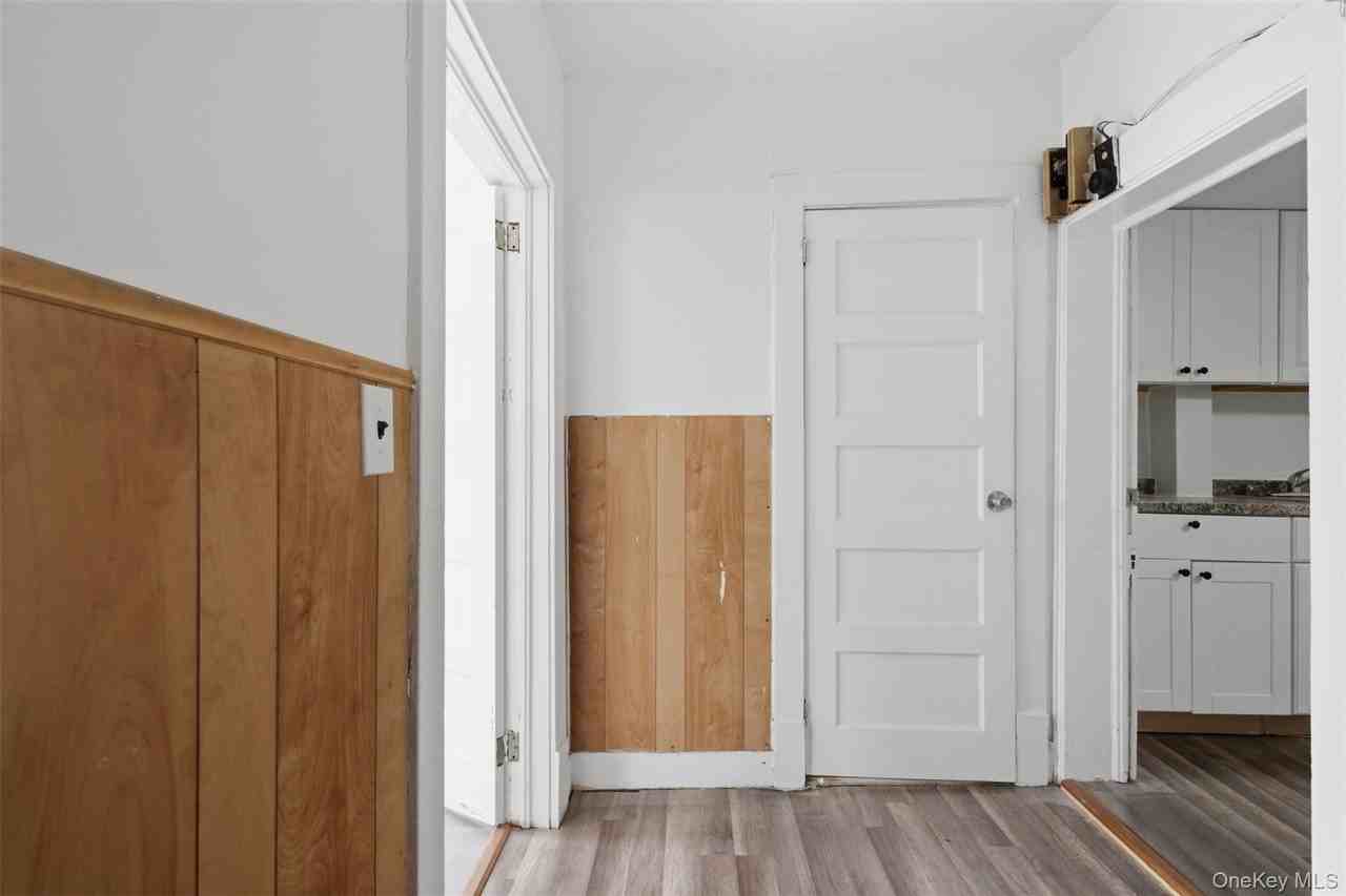 213 Overlook Pl - Photo 3 of 27