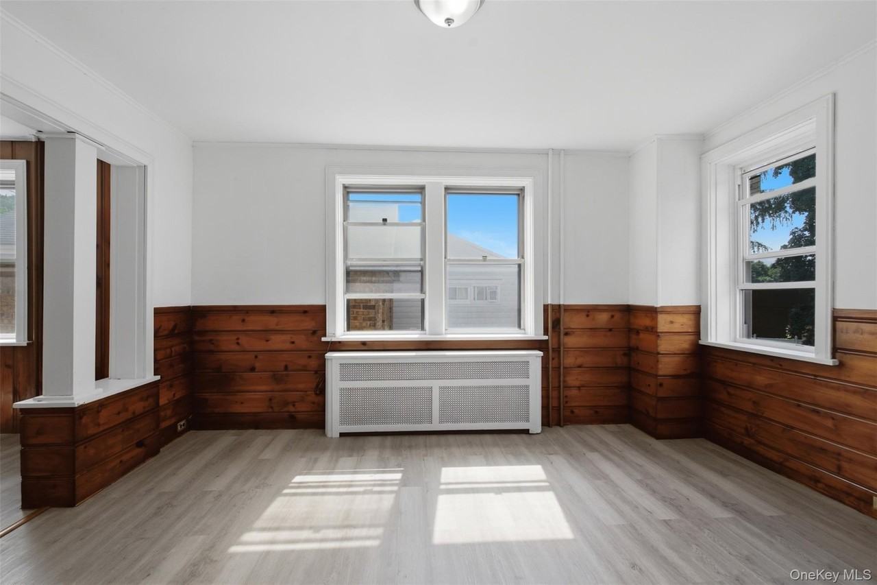 213 Overlook Pl - Photo 4 of 27