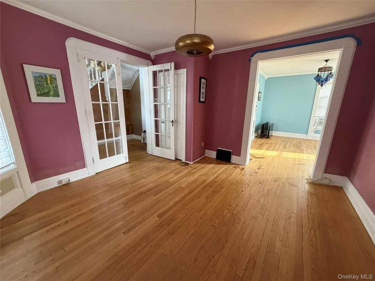184 Highland Ave - Photo 4 of 33