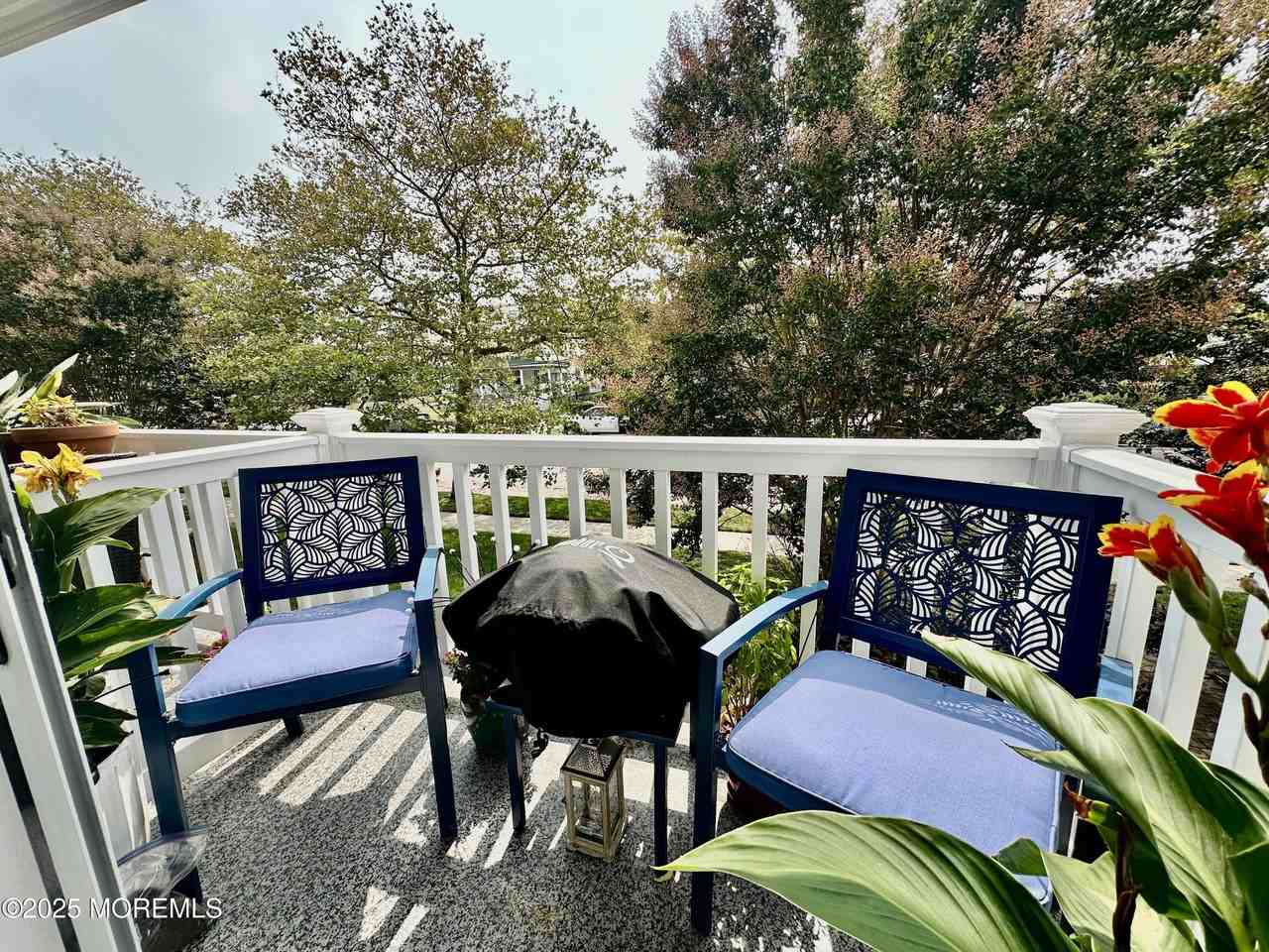 307 4th Ave #202 - Photo 7 of 14