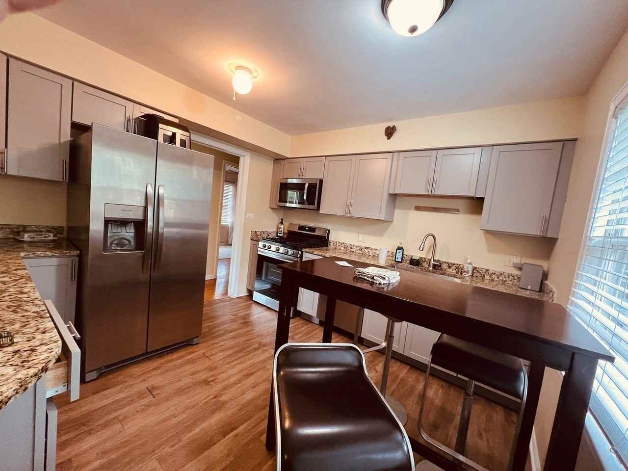 1725 Happ Rd - Photo 2 of 21