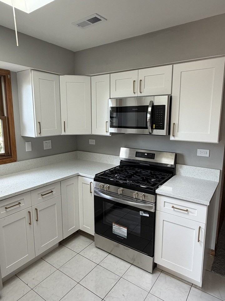 2037 N 74th Ave #3 - Photo 6 of 17