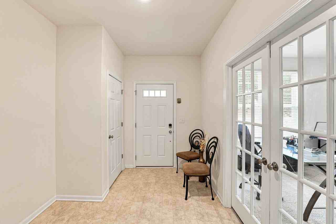 3303 Trillium Cir - Photo 3 of 24