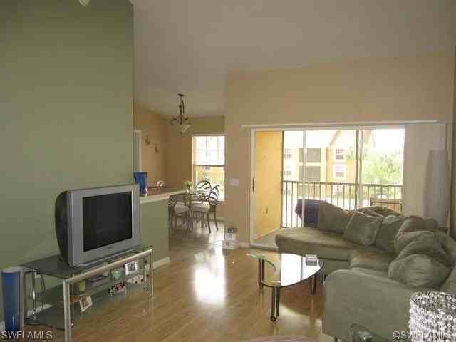 7960 Preserve Cir #635 - Photo 6 of 9