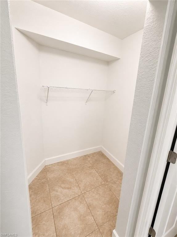 8255 Ibis Club Dr #501 - Photo 7 of 16