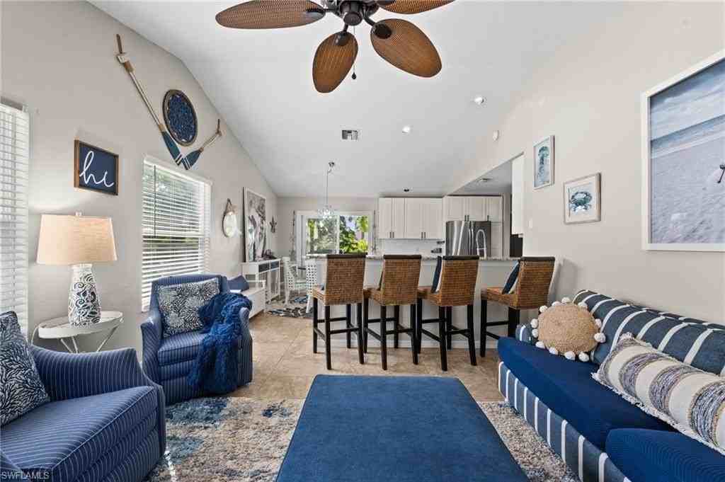 105 W Hilo St - Photo 3 of 27