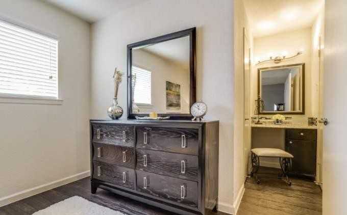 9889 Audelia Rd - Photo 2 of 10