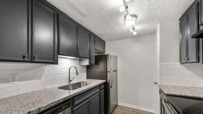 2073 San Sebastian Ct - Photo 3 of 10