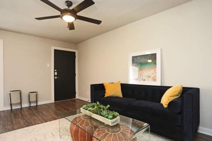 7542 E Grand Ave - Photo 3 of 10