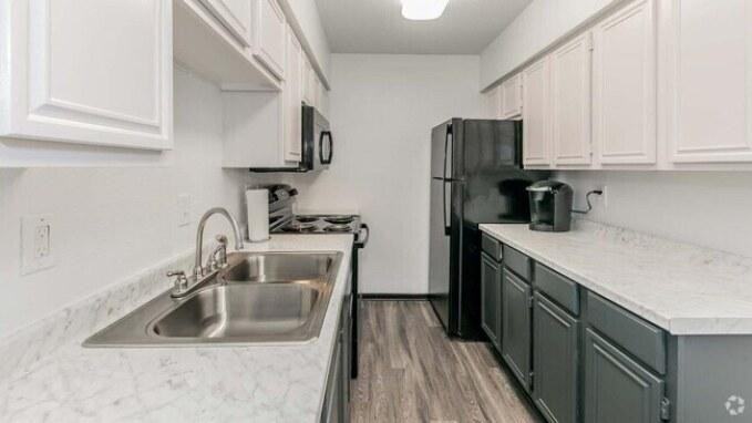 3555 Fawn Valley Dr - Photo 3 of 6