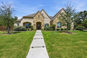 featured image of 816 Omaha Trl