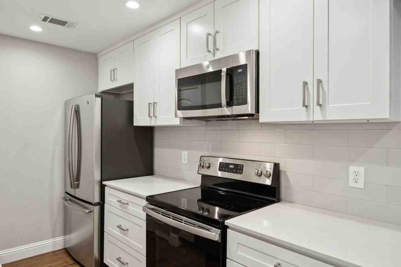5931 E University Blvd #123 - Photo 7 of 40
