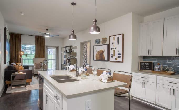 6064 Travertine Ln - Photo 3 of 10