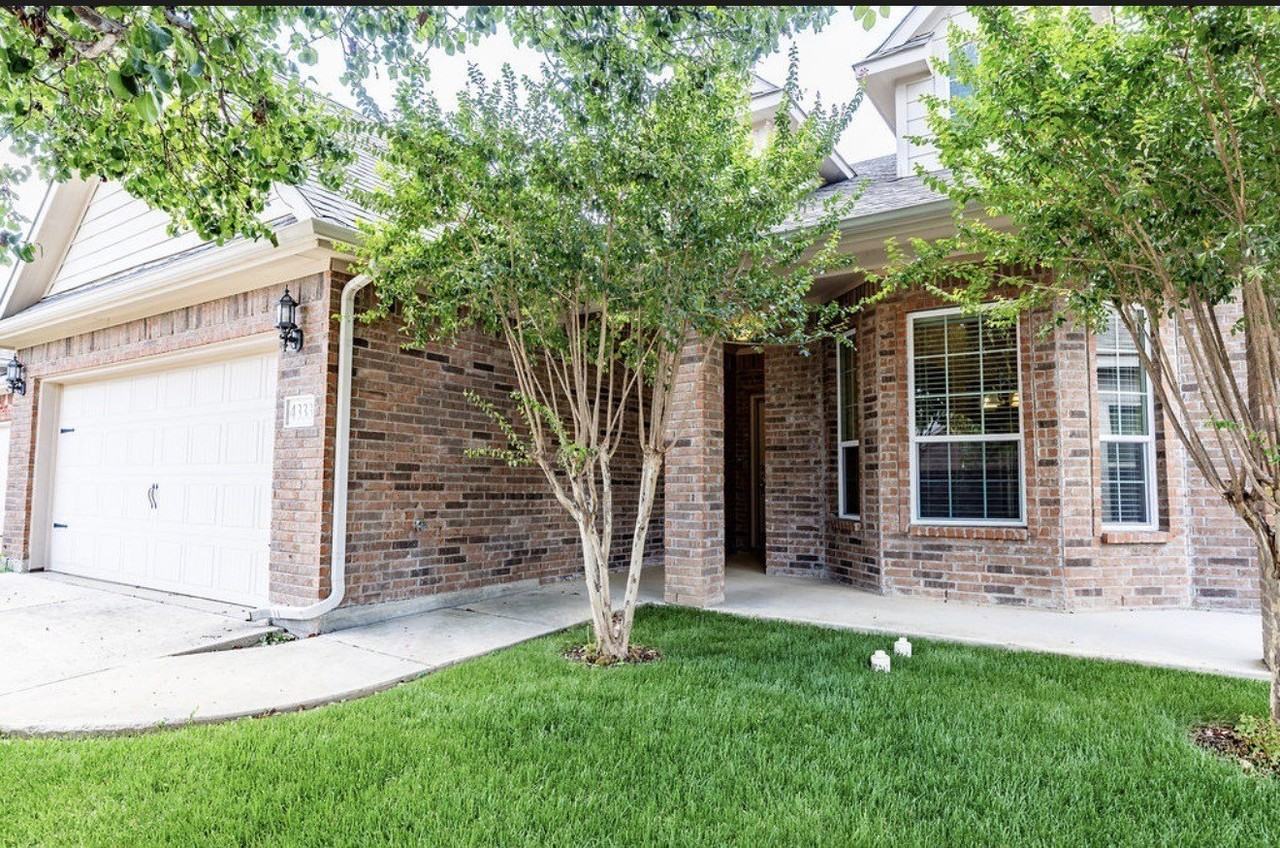 4333 Summersweet Ln - Photo 5 of 31