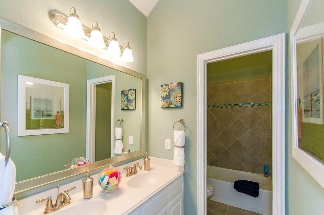 6105 Claridge Ln - Photo 5 of 22