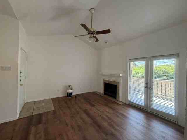 8601 Park Ln #422 - Photo 6 of 26