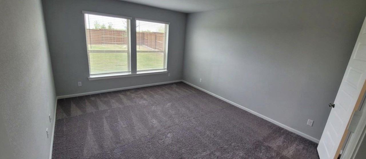 1701 Mcdougall Crk - Photo 5 of 25
