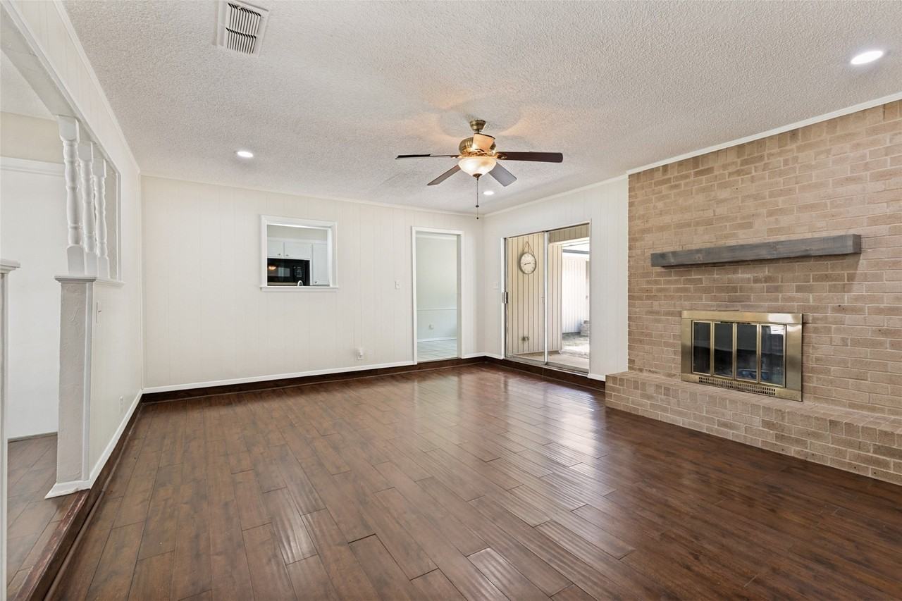 6737 Fair Meadows Dr - Photo 4 of 25