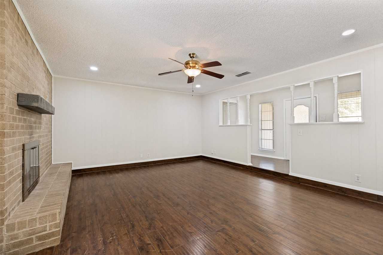 6737 Fair Meadows Dr - Photo 5 of 25