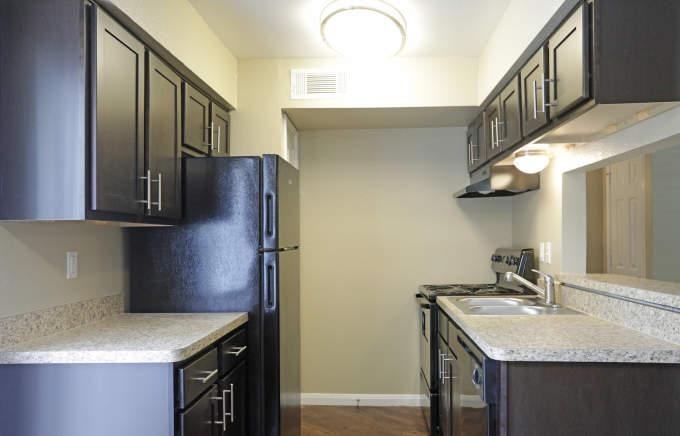 5862 S Lake Houston Pkwy - Photo 3 of 10